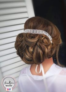 Scopri di più sull'articolo Un’acconciatura sposa perfetta