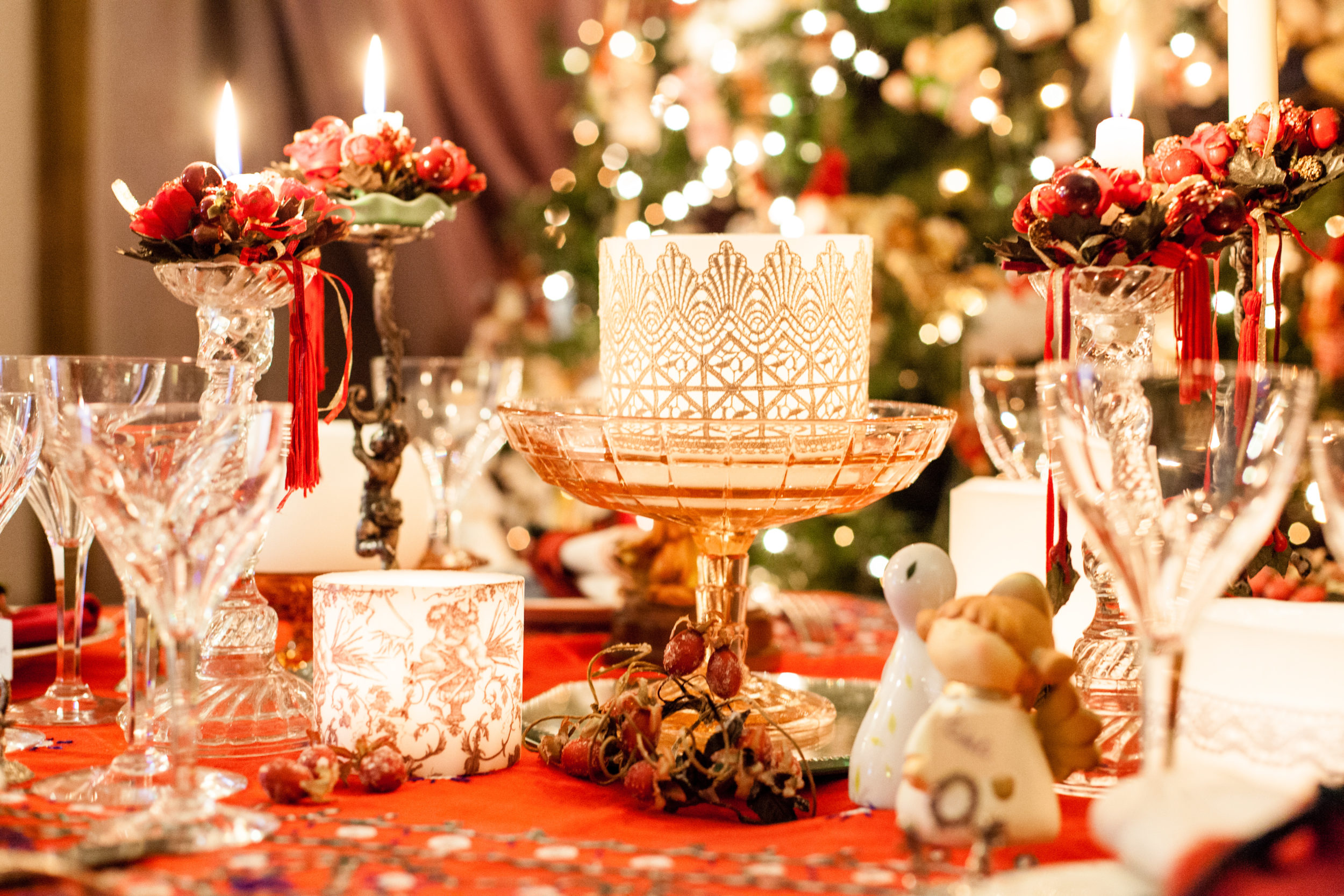 winter wedding vs Christmas wedding